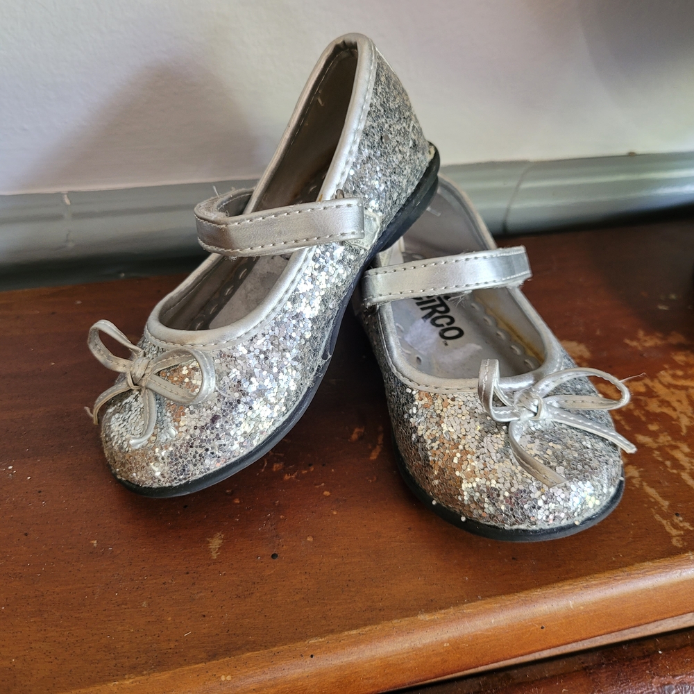 Circo Sparkling Silver Kids Dress Shoes